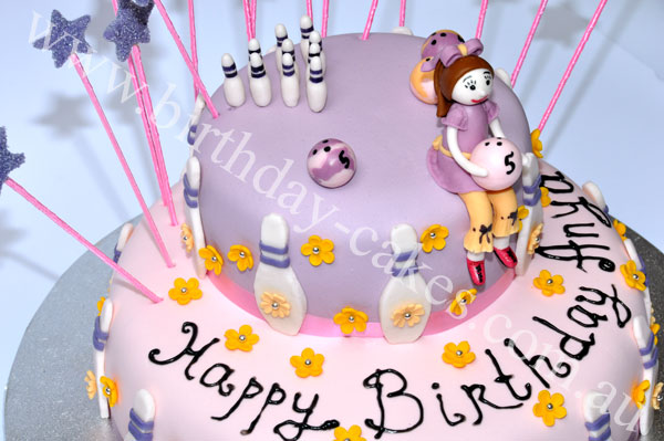 bowling cake for kids