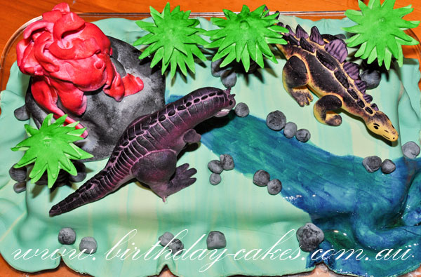 dinosaur birthday cake for kids