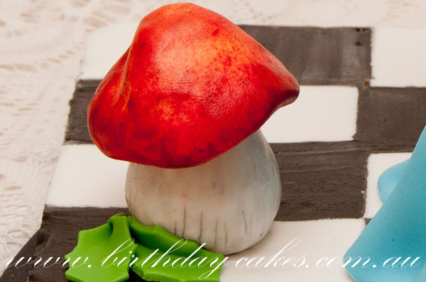 mushroom cake decoration