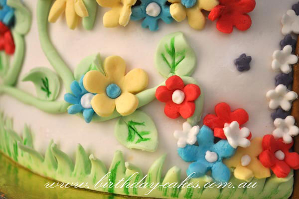 fondant flower decoration