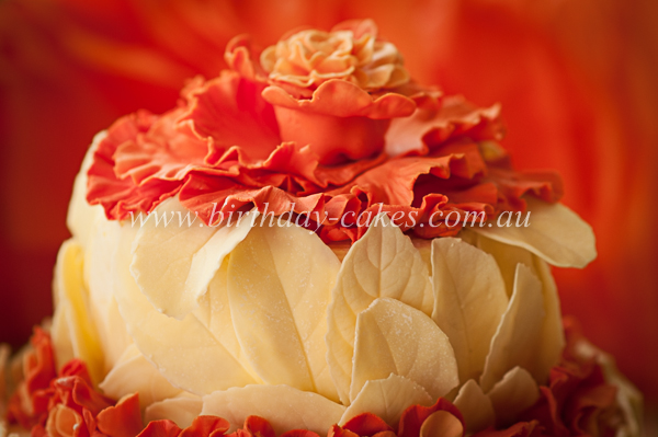 marshmallow roses cake