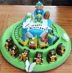 train and teddy bears birthday cake