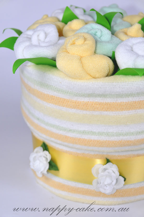 baby shower nappy cake
